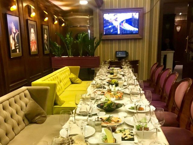 Ресторан Eight Restaurant | вул. Панаса Мирного, 10