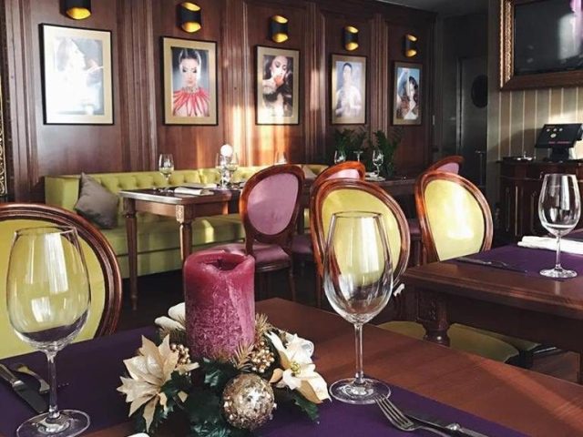 Ресторан Eight Restaurant | вул. Панаса Мирного, 10