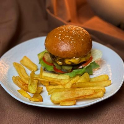 Ресторан Food & Bar | Соломʼянська вул., 16