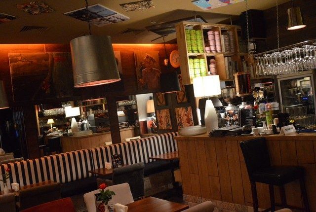 Cafe Frentchi | Sichovykh Striltsiv St, 10