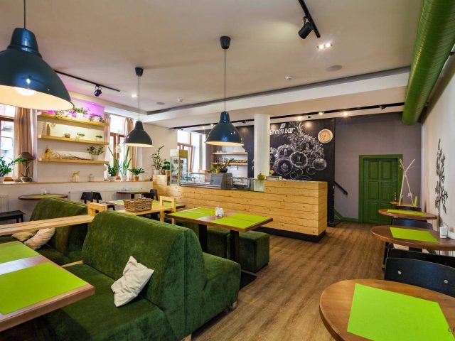 Restaurant Green | Brativ Rohatyntsiv St, 5