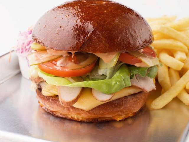 Ресторан Holy Burger (Холи Бургер) в Киеве