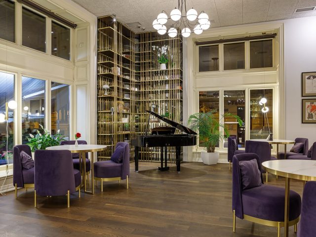 Restaurant Hrushevskyi cinema jazz | Tarasa Shevchenka Ave, 28