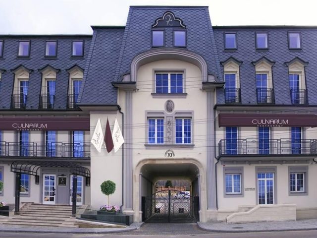 Ресторан Kavalier | Старознесенська вул., 72а
