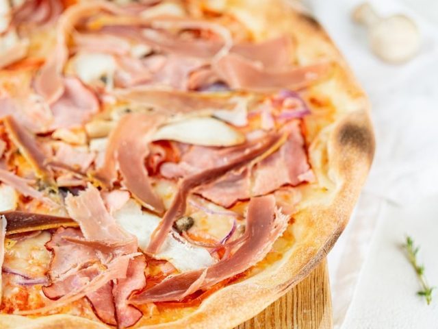 Ресторан Kvadrat Sushi&Pizza | вул. Богдана Хмельницького, 127