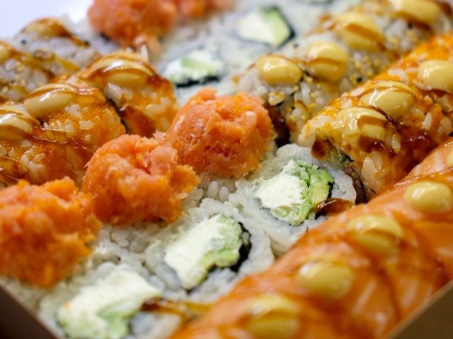 Ресторан Lazy SUSHI | Фонтанська дорога