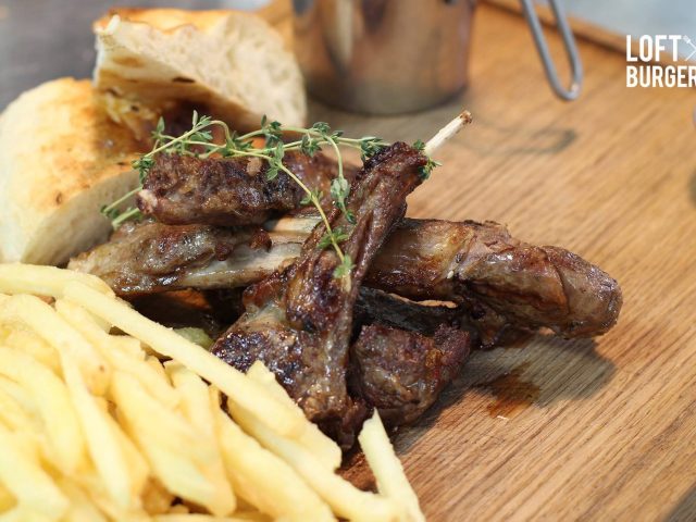 Restaurant Loft Burgers | Mykola Mikhnovskyi Blvd, 35