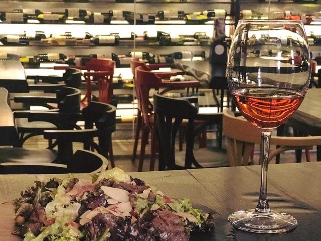 Ресторан Meat&Burger | вул. Леся Курбаса, 2