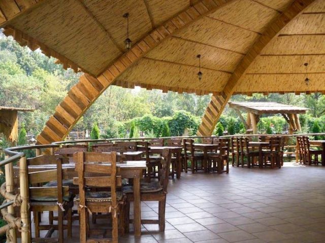 Restaurant Noi | Traktorobudivnykiv Ave, 69b