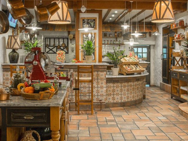 Ресторан Olio Pizza | просп. Князя Володимира Великого, 114/1а