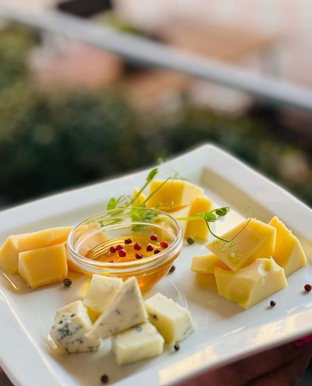 Restaurant Oven Cafe Bar | Kyiv