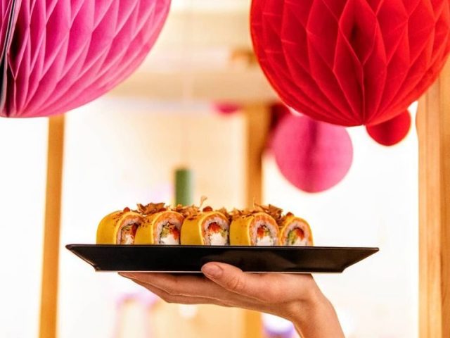 Ресторан Roll Club Asian | площадь Конституции, 18