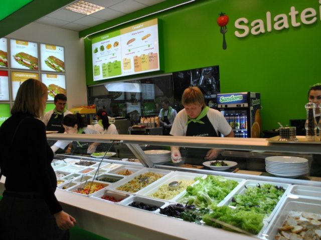 Ресторан Salateira | просп. Романа Шухевича, 2-Т