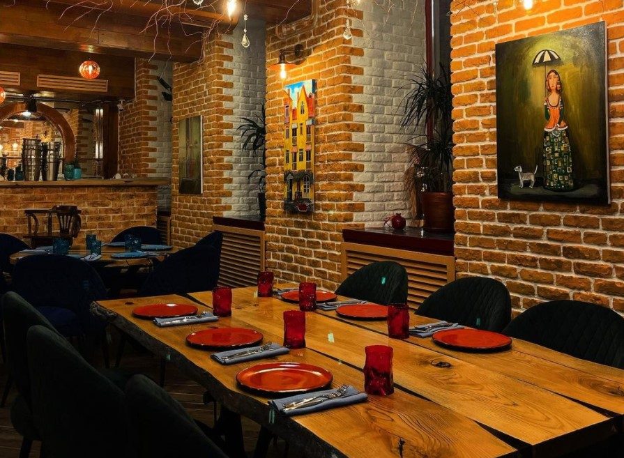 Restaurant Sanatrelo | Prorizna St, 18/1