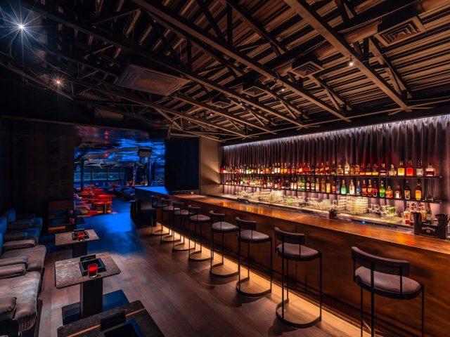 Ресторан SkyBar | Велика Васильківська вул., 5