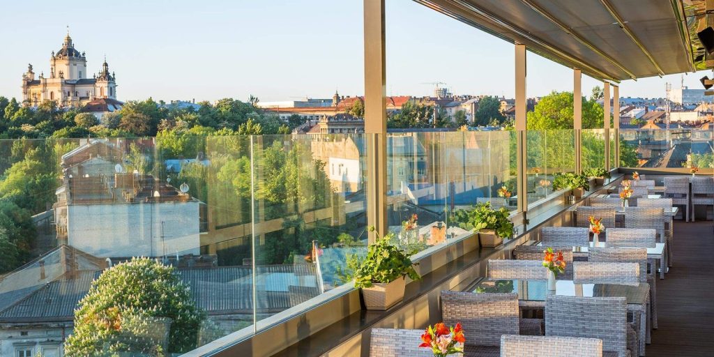 Restaurant Soprano. Roof terrace | Kniazia Sviatoslava Sq, 9