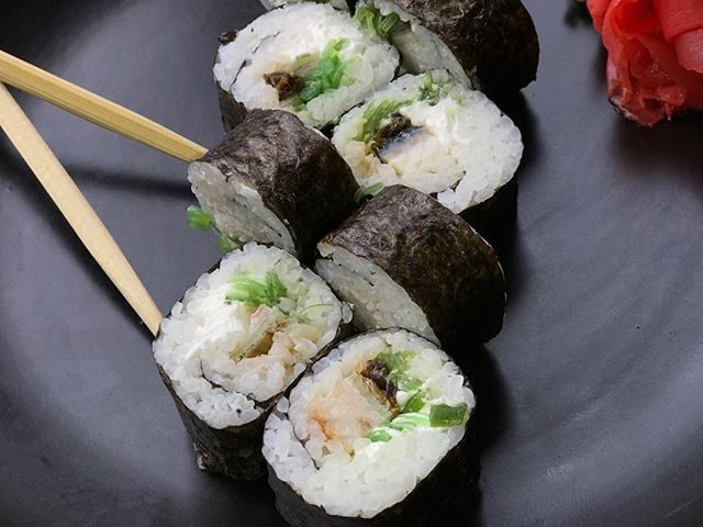 Ресторан Sushi Vesla | вул. Михайла Грушевського