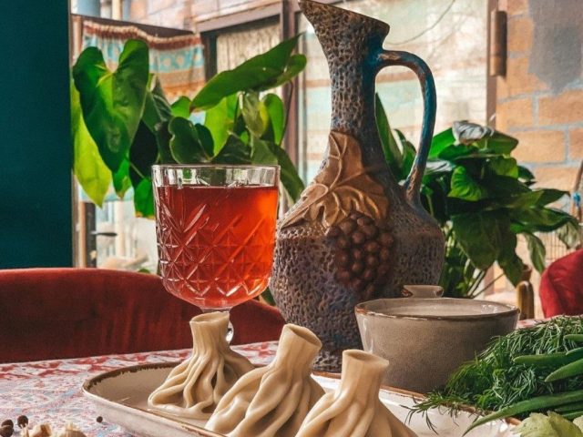 Ресторан T I F L I S I﻿ | Гаванна вул., 7