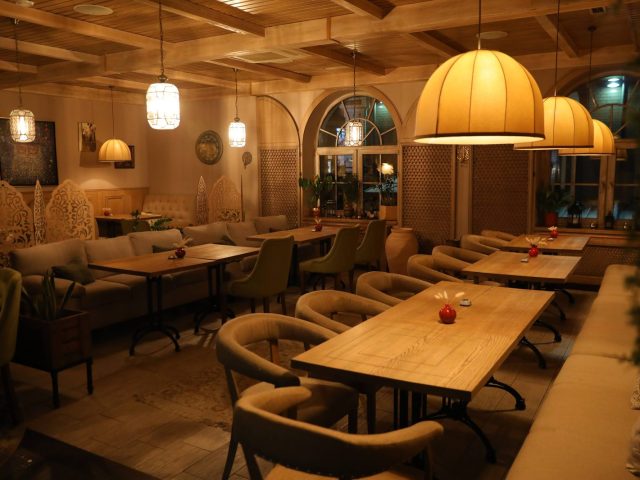 Restaurant "Taky Da" | Shchekavytska St, 29