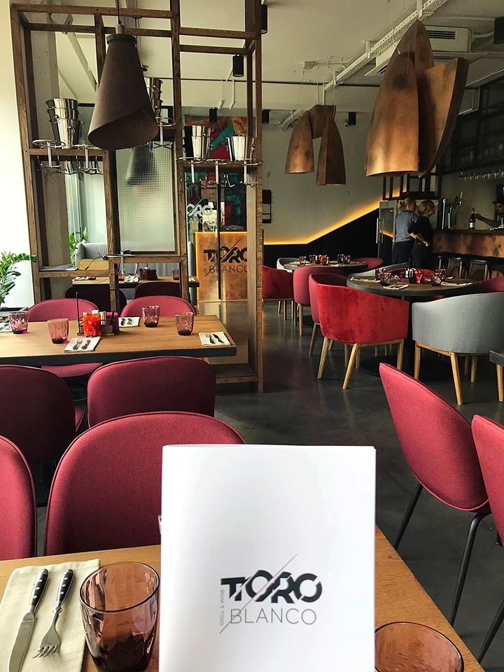 Ресторан TORO Blanco grill&wine | Трускавецька вул., 6-А