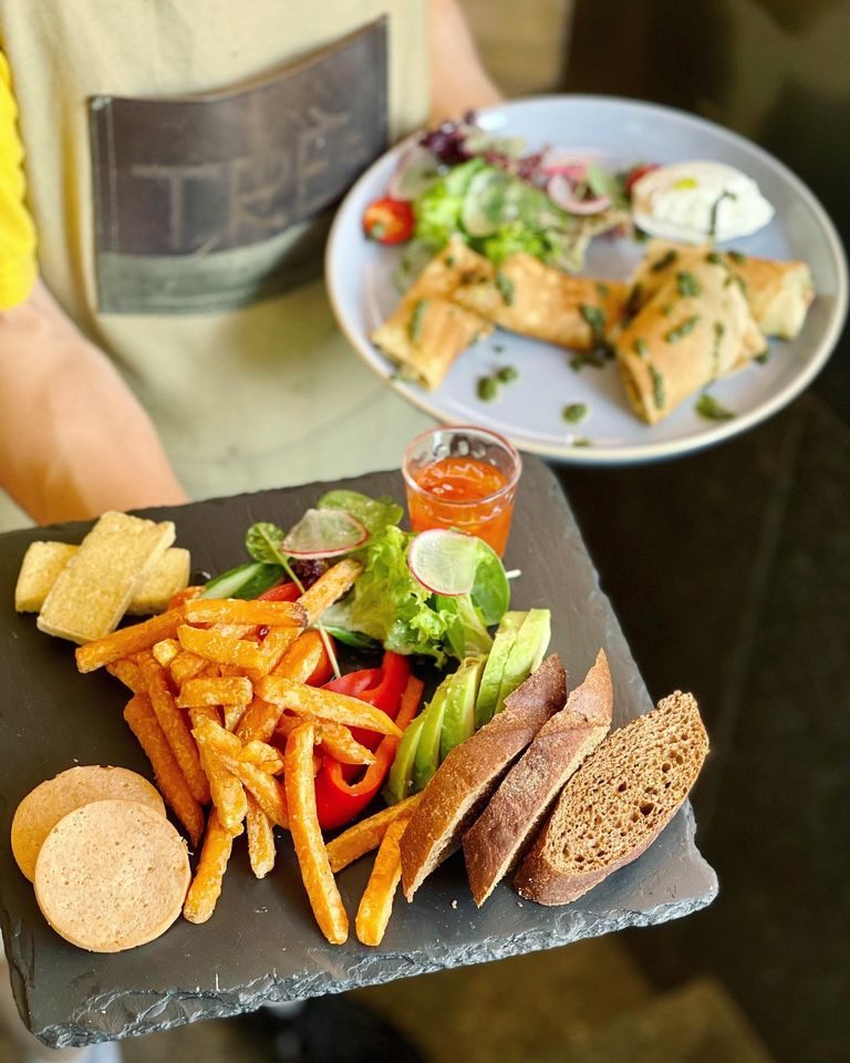 Restaurant Très french gastrobar | Kyiv