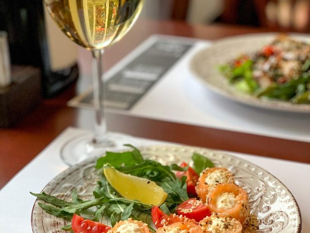 Ресторан True Price seafood | ул. Евгения Енина, 4а