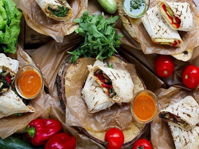 Restaurant True | Sabanskyi Ln, 1