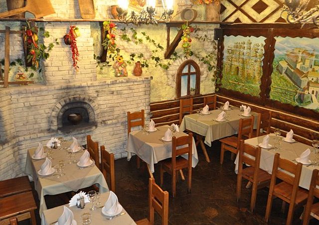 Restaurant Zakarpatskaia kolyba Na-Detsu-Do-Hazdy | Kyiv