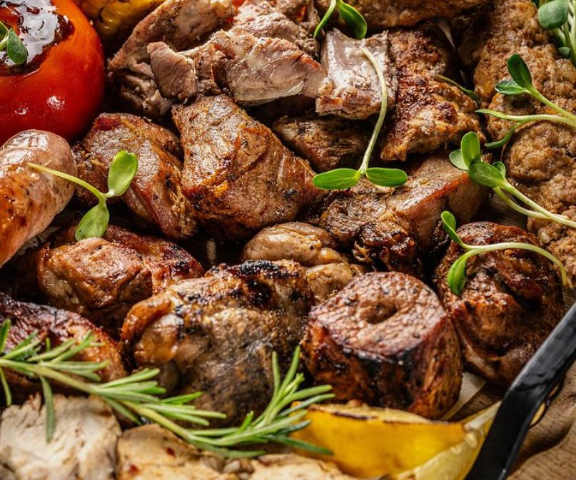 Restaurant Zharovnia na Pekarskoi | Lviv