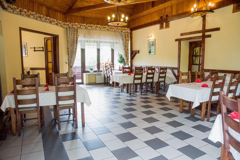 Restaurant Zhemchuzhyna Karpat | Lviv
