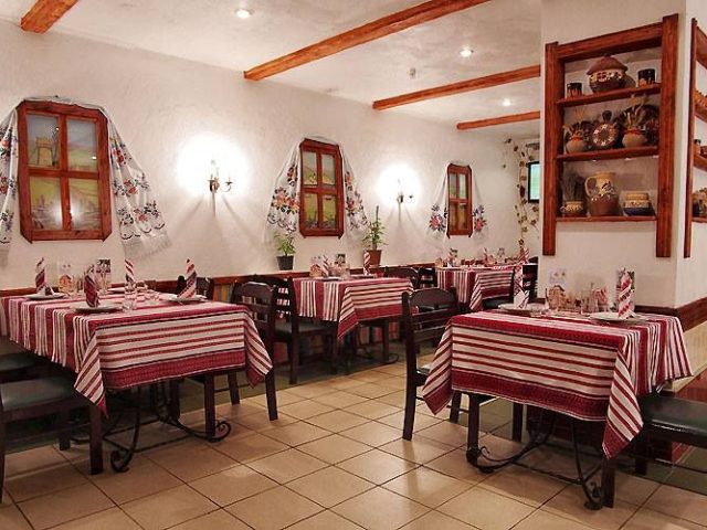 Café Ridna Khata | Kyiv