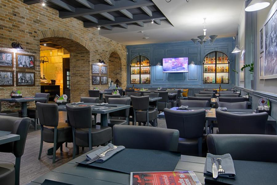 Restaurant Sam’s Steak House | Zhylianska St, 37/97