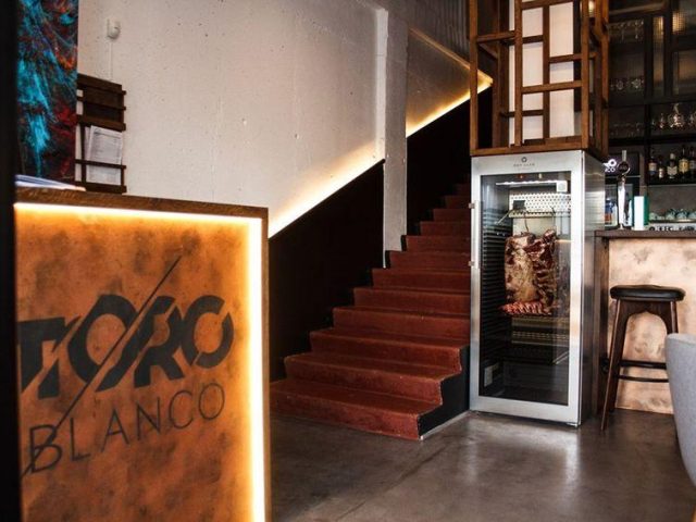 Ресторан TORO Blanco grill&wine | Трускавецька вул., 6-А