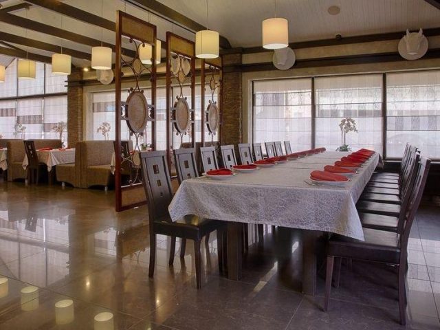 Ресторан Vano Ivano Patio | Райдужна вул., 8-А
