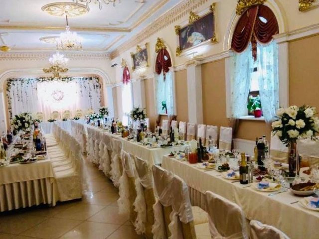 Ресторан Высокий Замок | вул. Високий Замок, 7