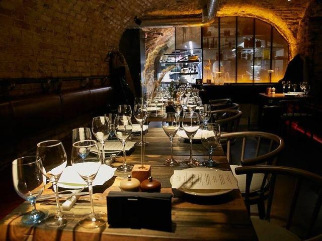 Restaurant Win Bar | Mezhyhirska St, 7/16