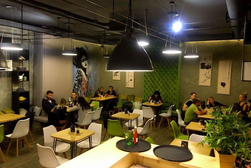 Ресторан Woki Toki asian food market | Кирилівська вул., 63-Д