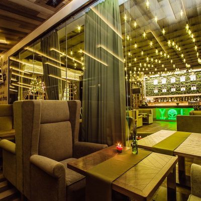 Бар Yolo Grill & Bar | Успішна вул., 30