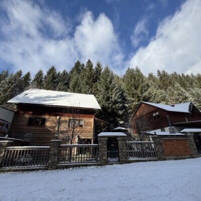 Усадьба «ЛІСОВА ХАТИНА», чани в Соймах