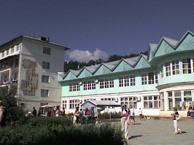 Мінеральне джерело
