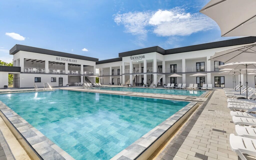 Hotel Ekvator, Solotvyno