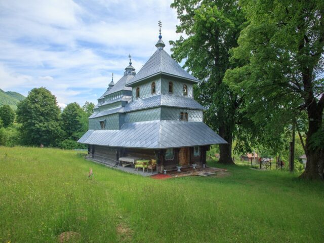 Церковь Св. Арх. Михаїла, Вышка