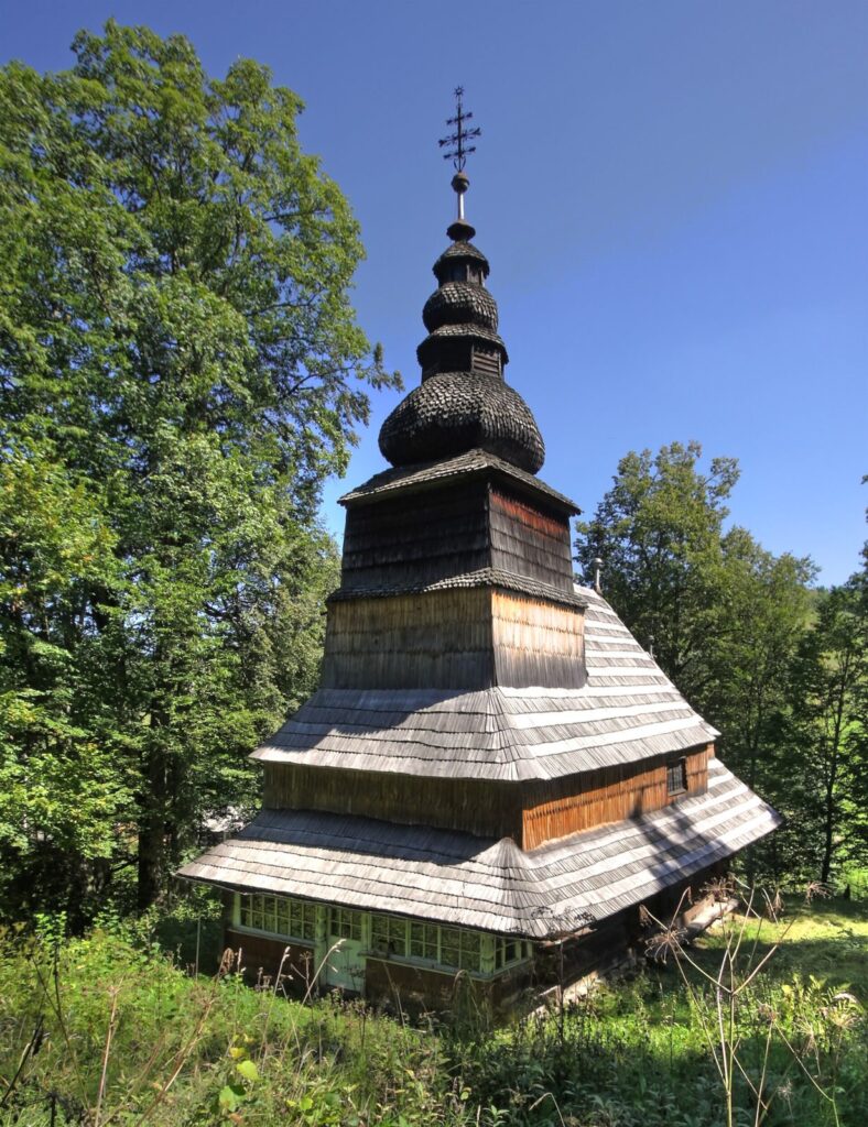 Введенська церква та дзвіниця, Воловець