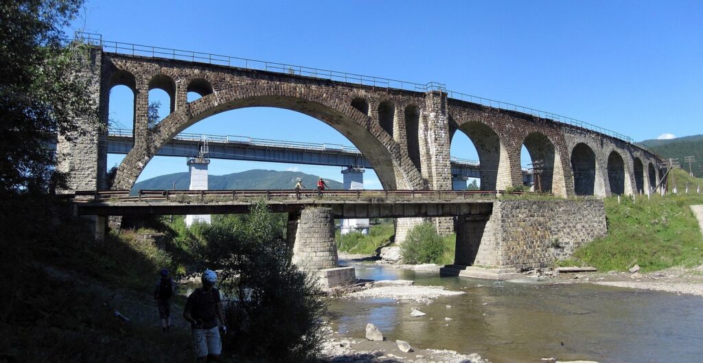 Mist Viaduk u Vorokhti