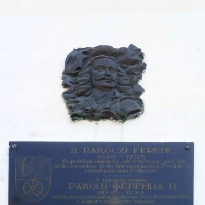 Hrafskyi dvir, Berehove