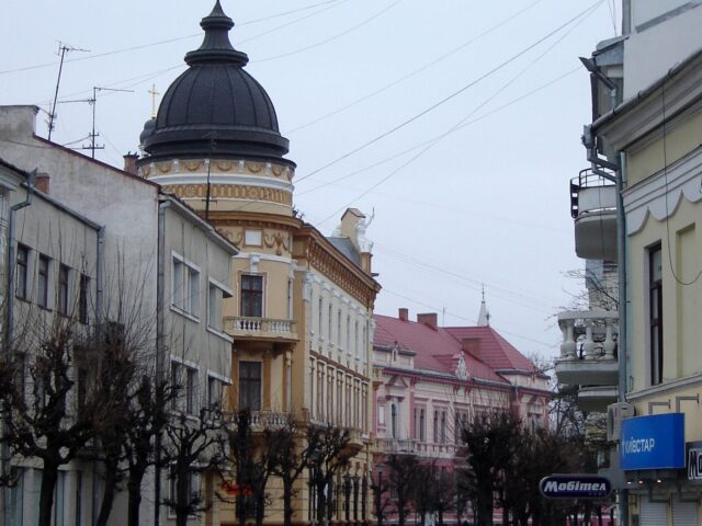 Національний музей народного мистецтва Гуцульщини та Покуття — фото 2