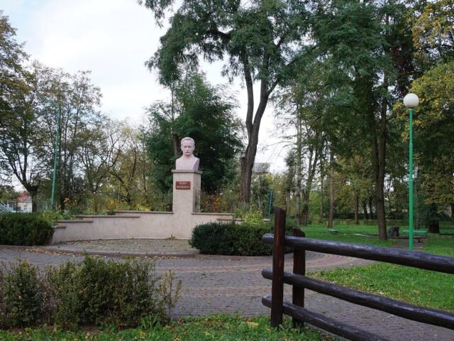 Замок (руїни), Надвірна