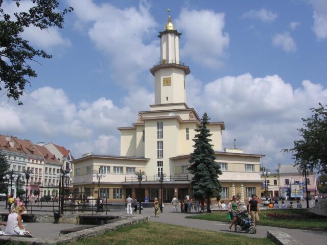 Горсовет Ратуша, Галицька улица, 4-А, Ивано-Франковск