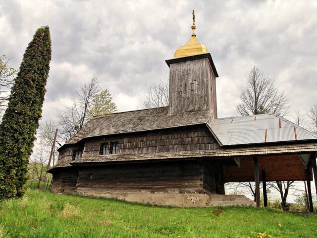 Church Sv. Velykomuchenyka Dmytra, Olkhovytsia