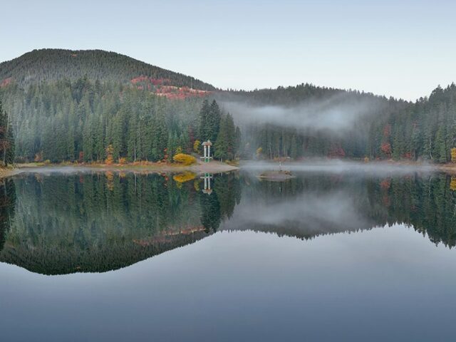 Lake Synevyr